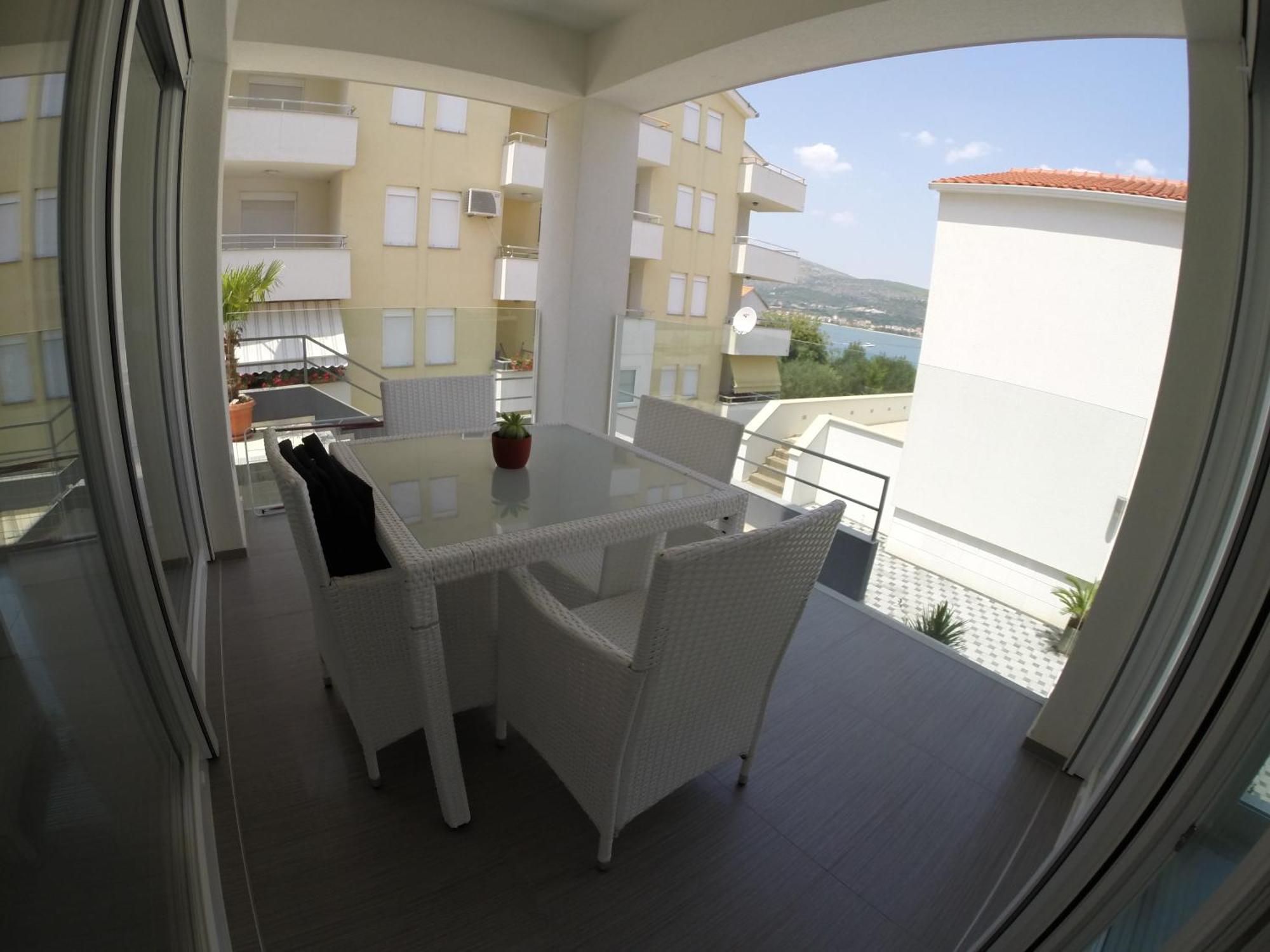 Apartments Exclusive Palace II Trogir Kamer foto